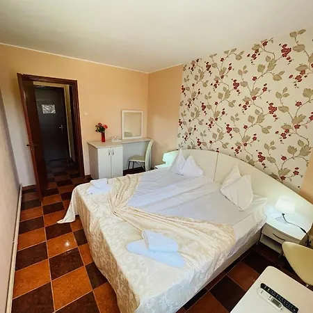 Turist Otel