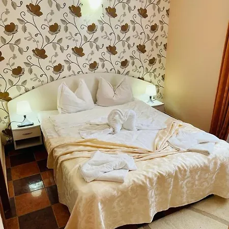 Turist 3* נפטון